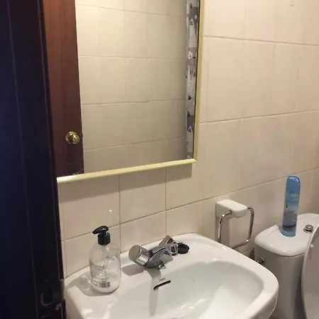 Doble En Figueres Con Baño Compartido