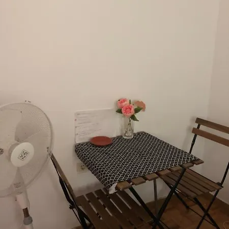 Doble En Figueres Con Baño Compartido Apartamento *